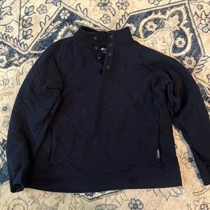 Quilted Men’s Quarter pullover